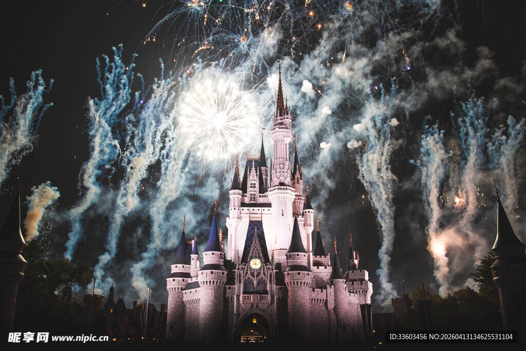 梦幻城堡烟花秀