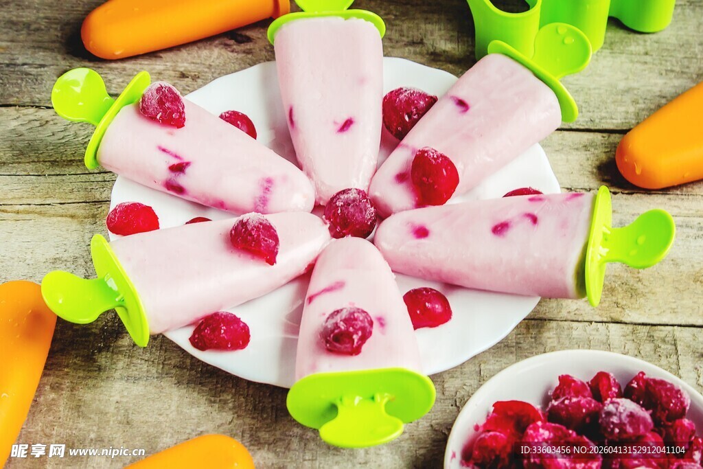 树莓冰棍摆盘展示