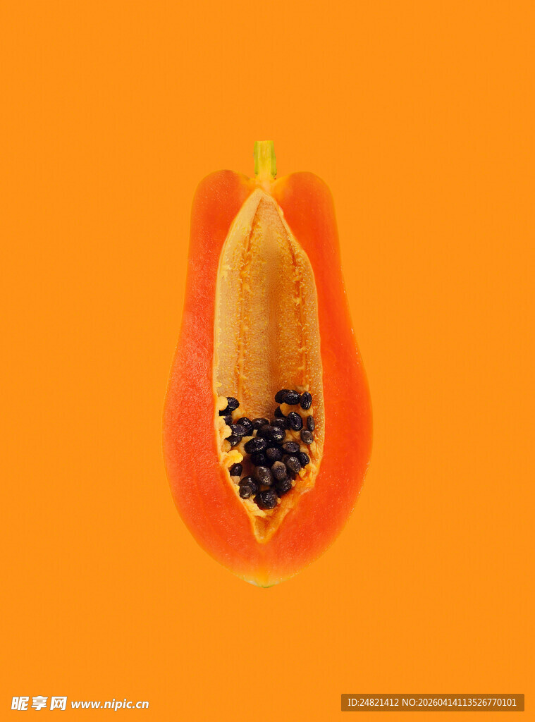 切开的木瓜特写