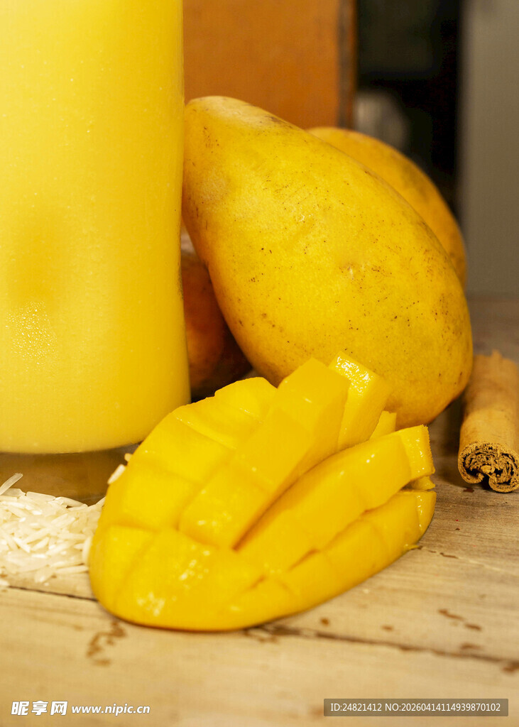 新鲜芒果及食材展示