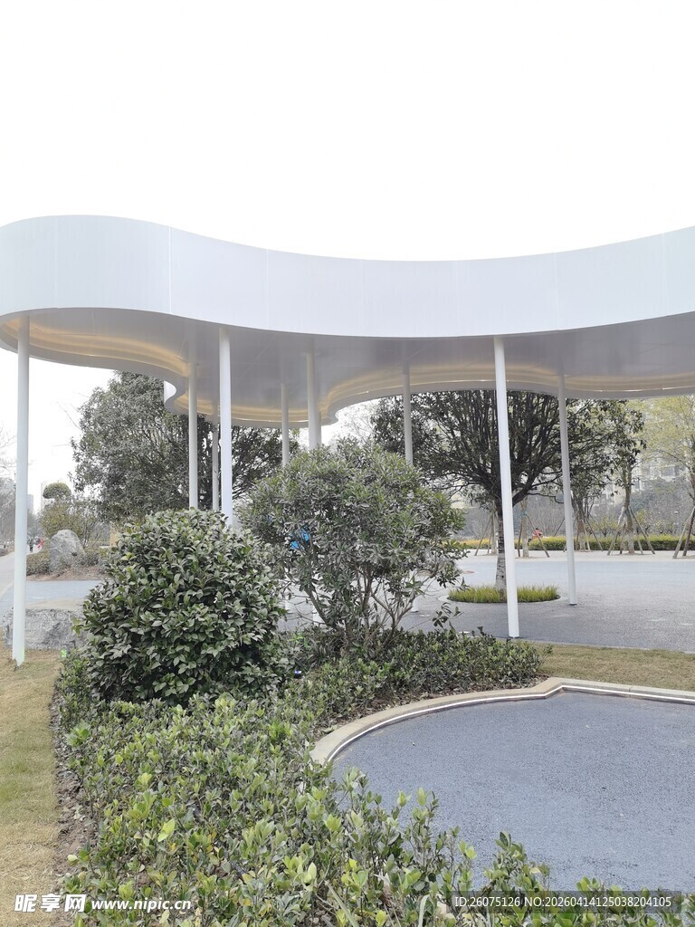 现代弧形建筑景观