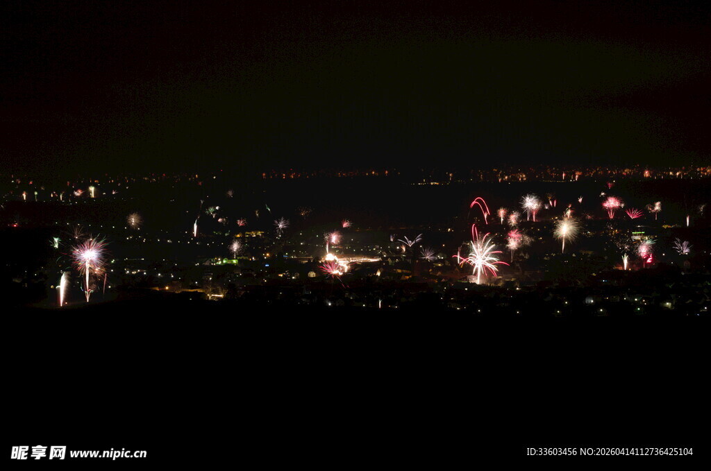 城市夜景灯火辉煌