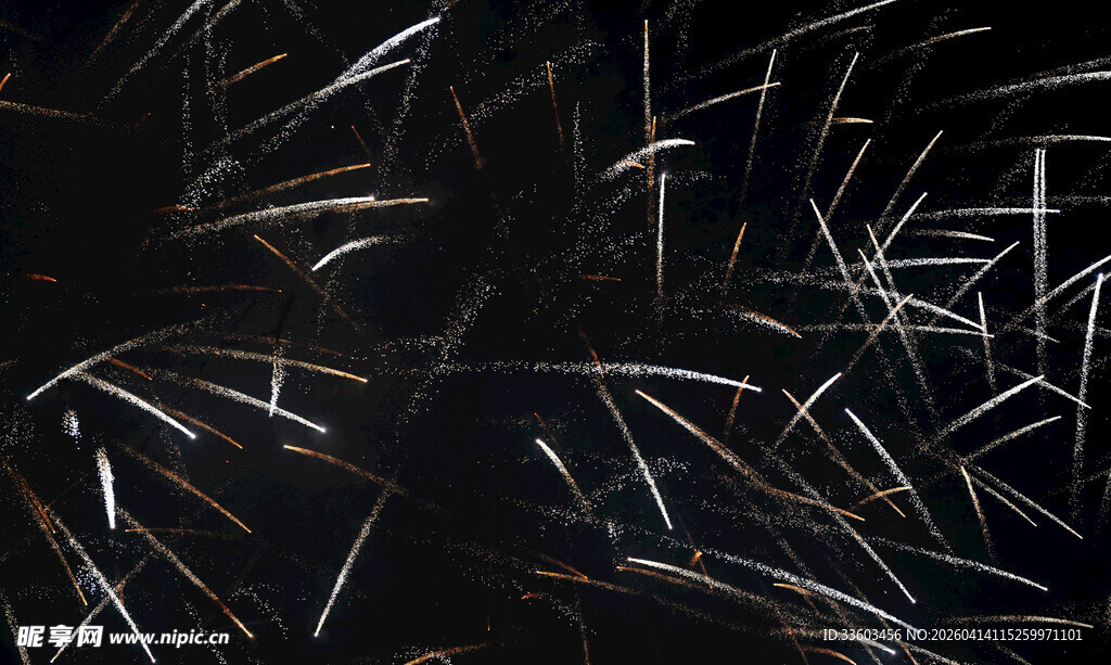 黑色背景下的线条纹理