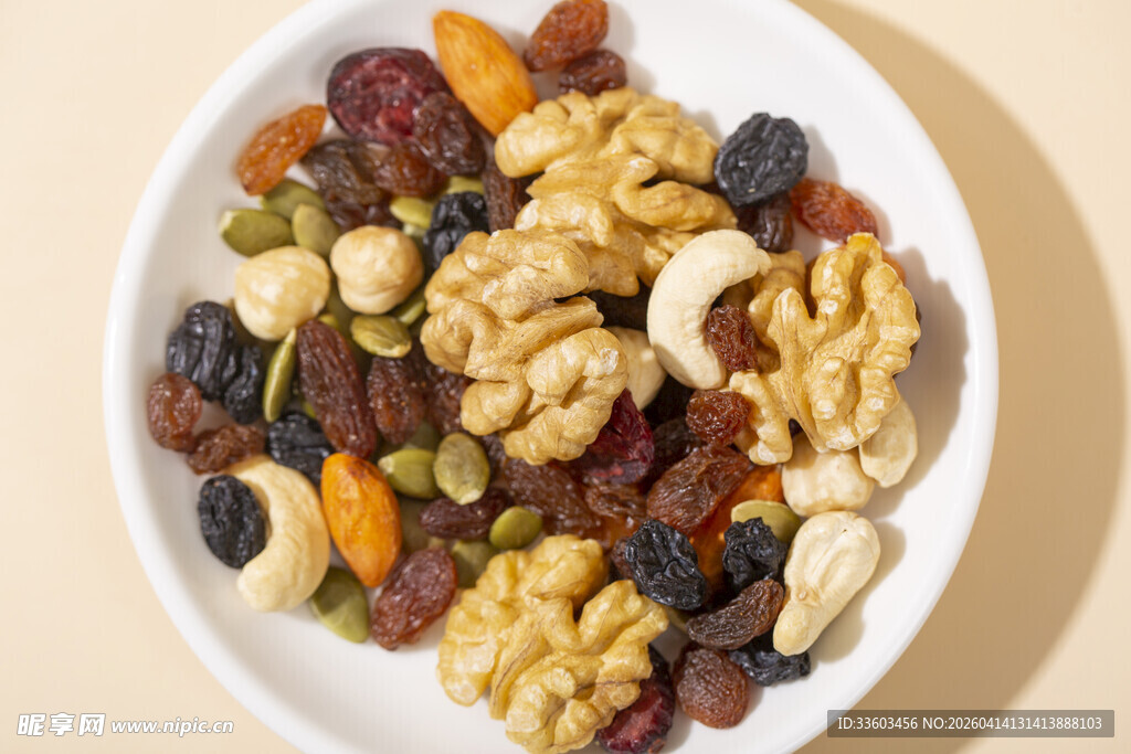 美味混合坚果果干拼盘