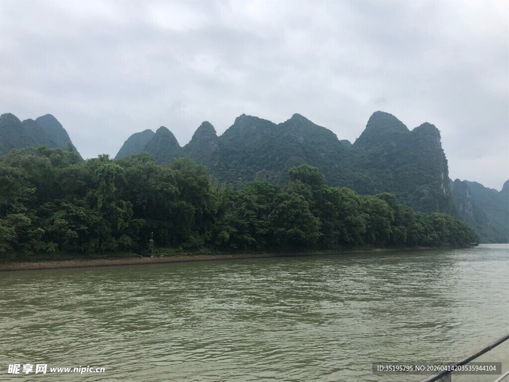 漓江山水风光悠悠江水