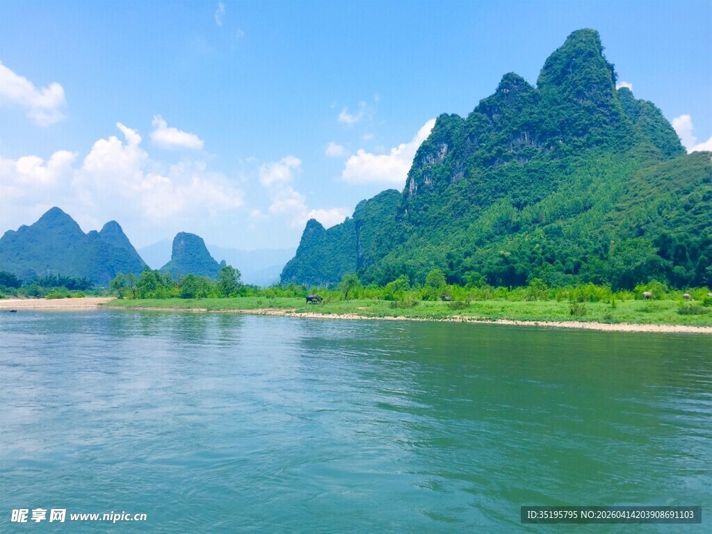 漓江山水美景如画
