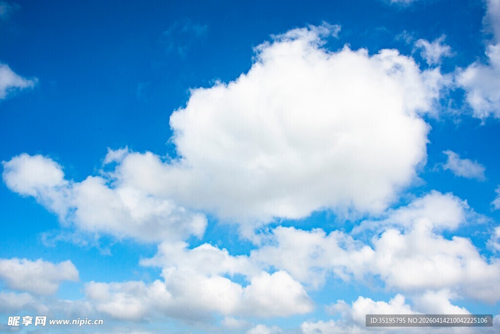 蓝天白云美景