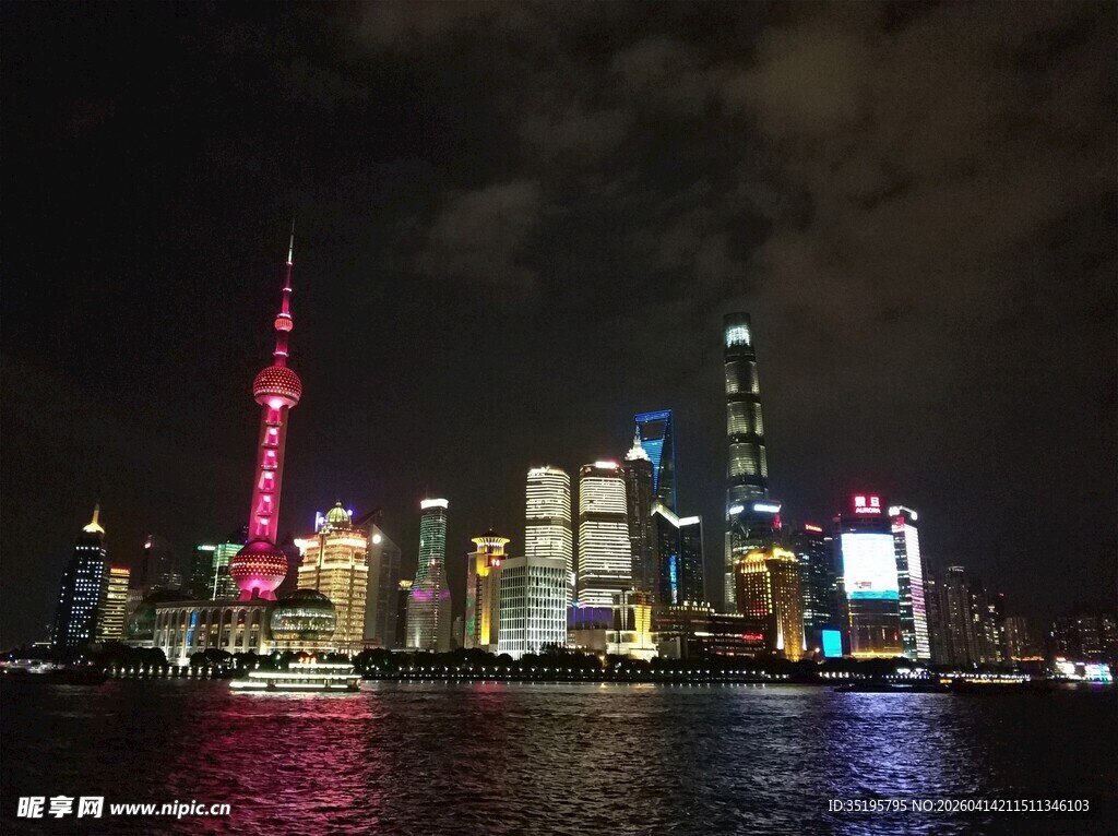 上海外滩璀璨夜景