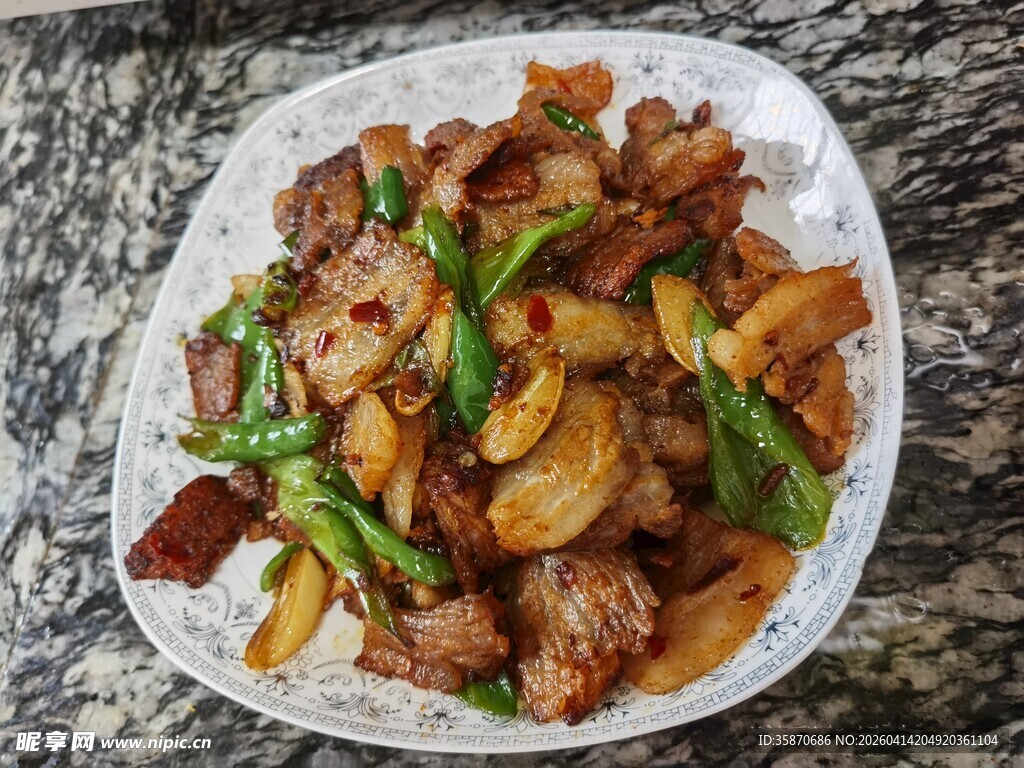 美味青椒炒五花肉