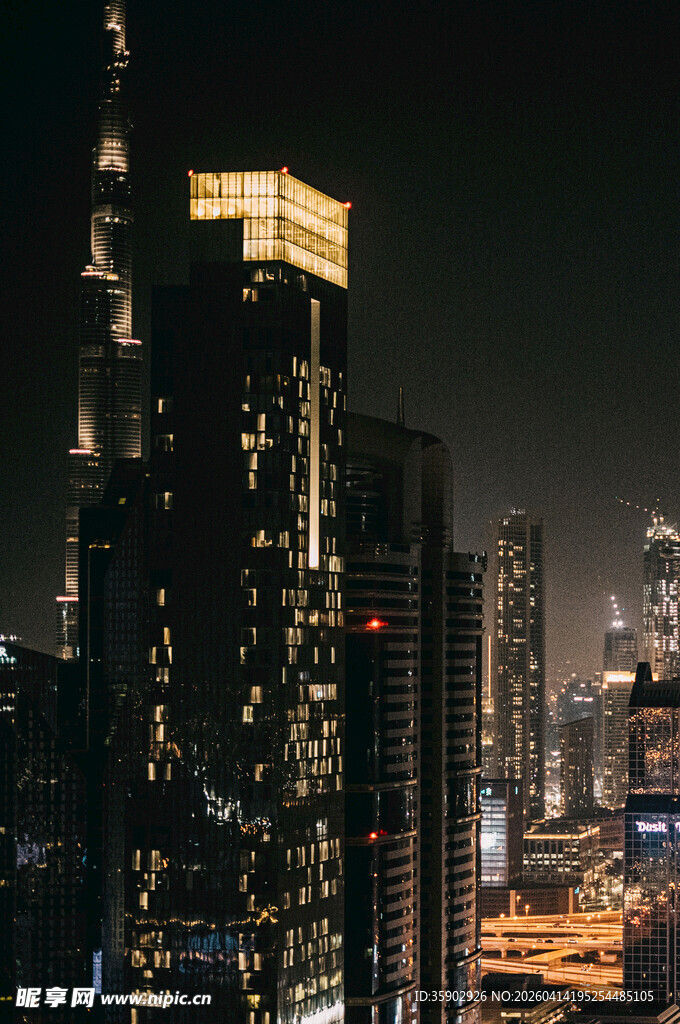 迪拜璀璨夜景摩天大楼