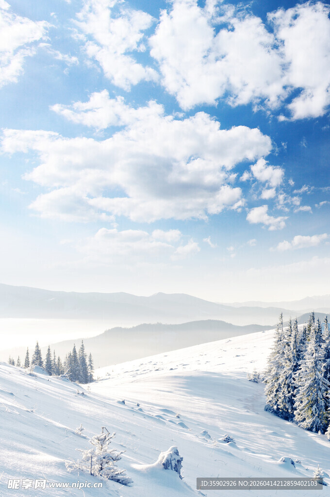 冬日雪山美景