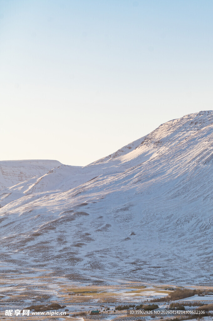 雪山壮丽风光