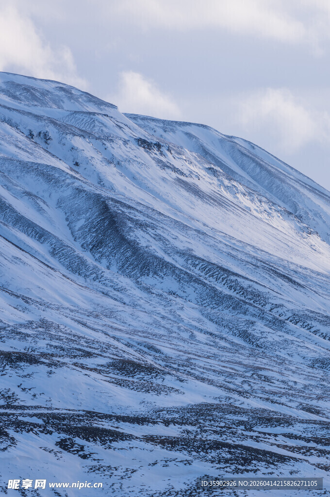雪山壮丽景致