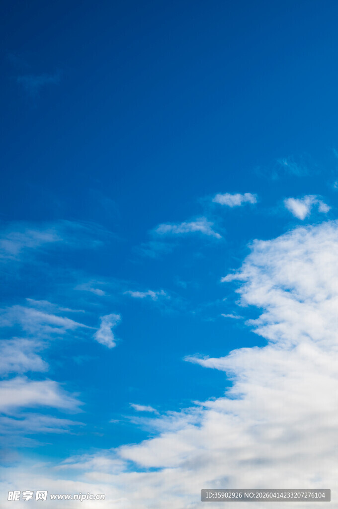 蓝天白云美景
