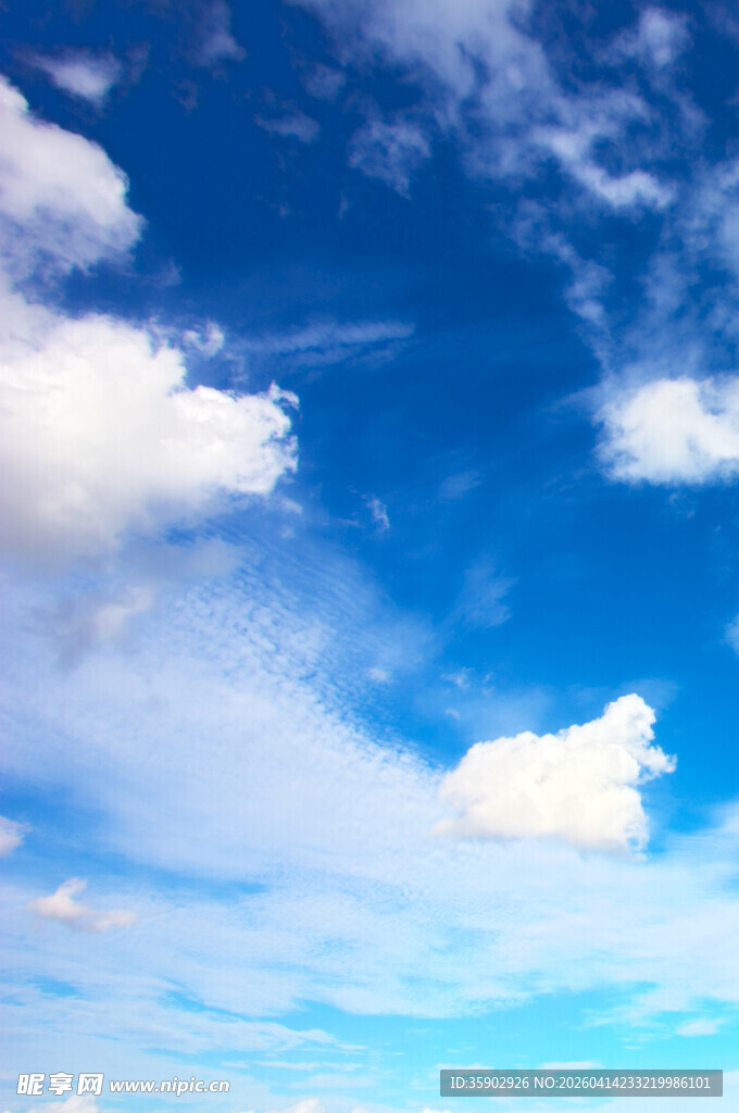 蓝天白云美景