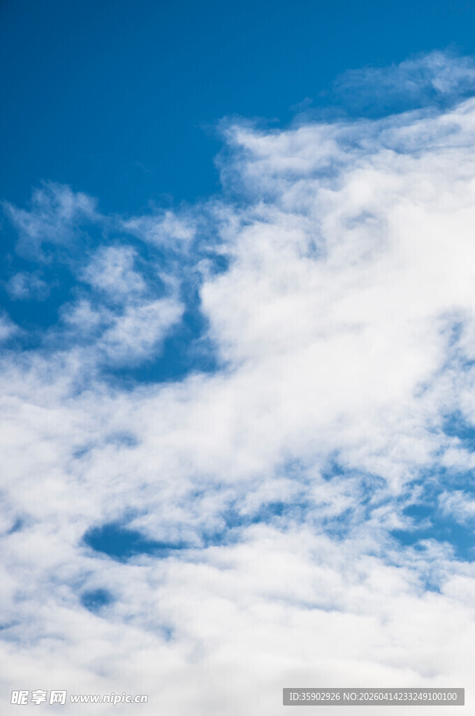 蓝天白云美景