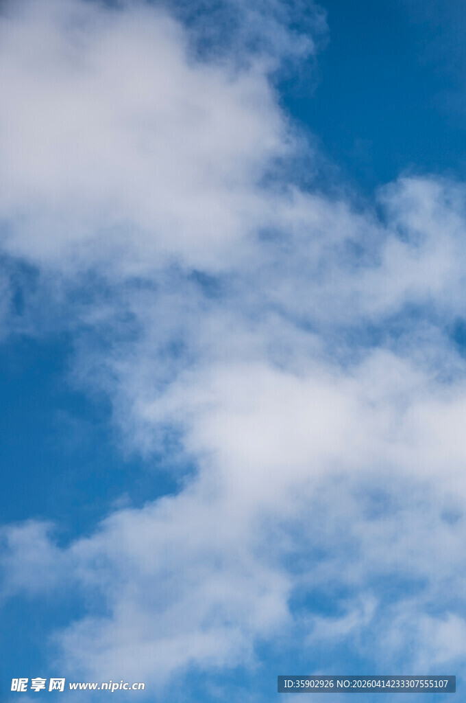 蓝天白云美景