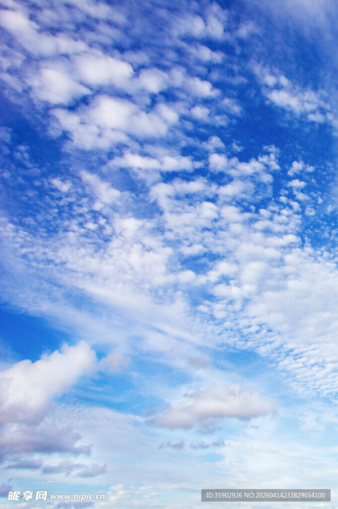 蓝天白云美景