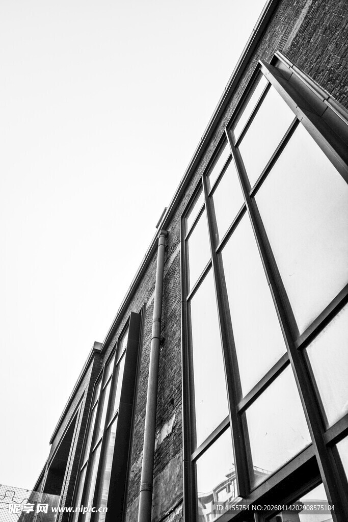 现代建筑外立面玻璃结构