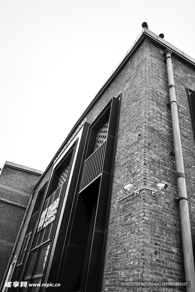 老旧砖墙建筑外观