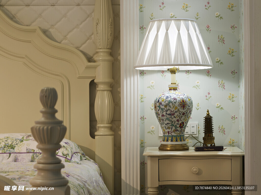 古典风格床头台灯摆件