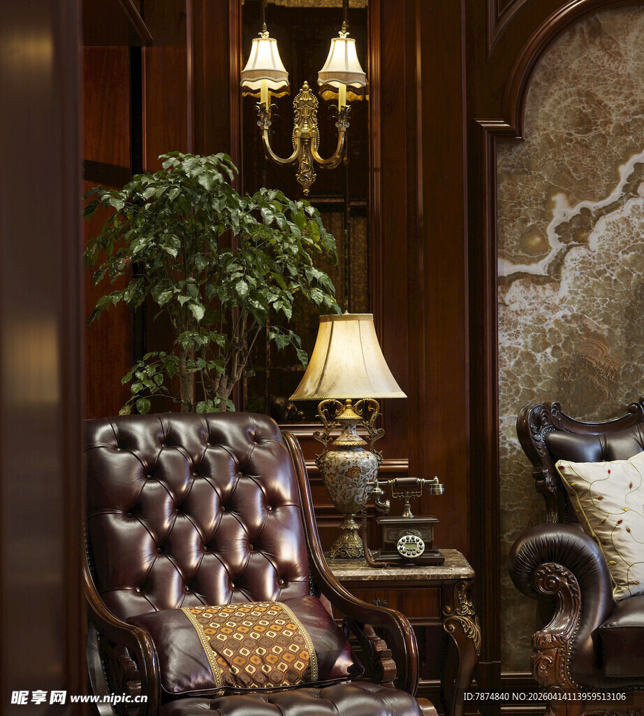 复古奢华客厅家居一角