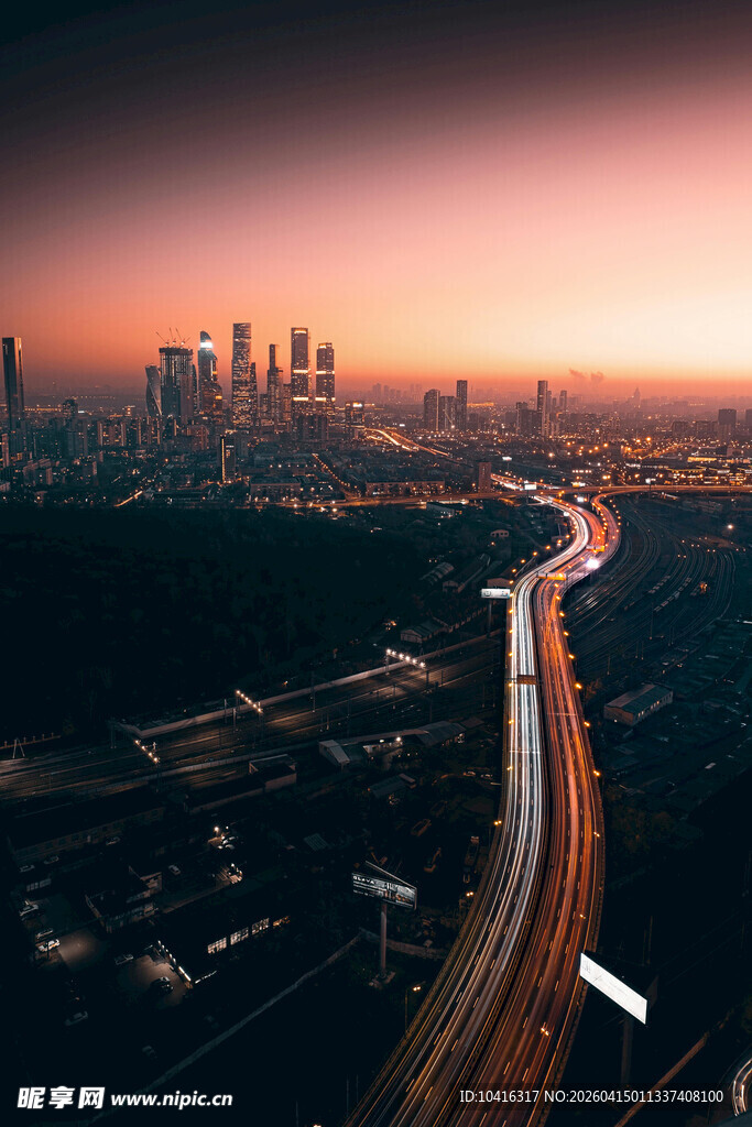 黄昏远眺莫斯科