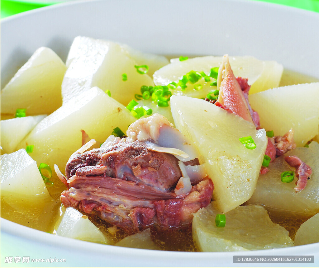 衡州筒骨萝卜煲