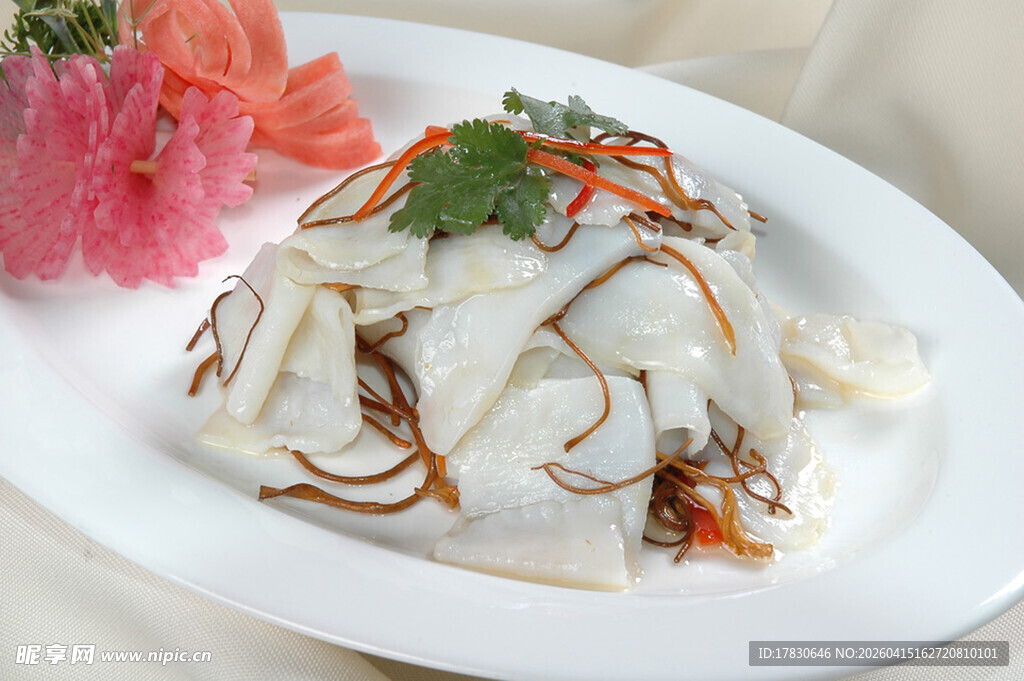 虫草花拌鲜鱿 元例