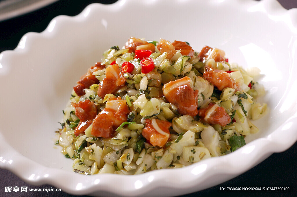 湘菜 捞白菜焖脆骨