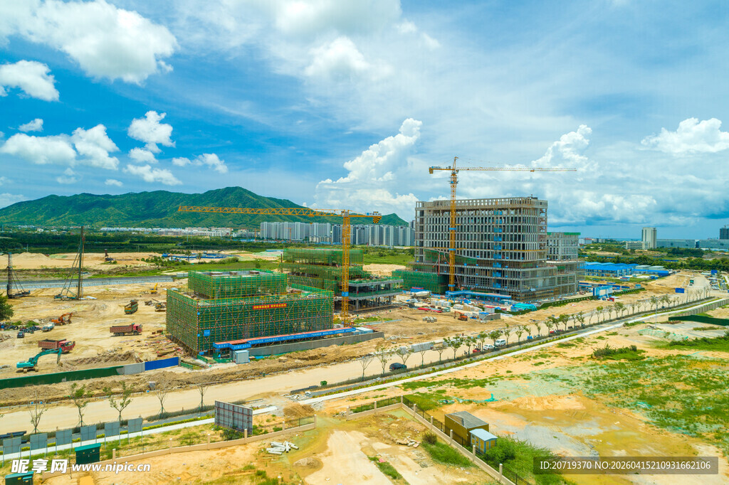 城市建筑工地全景