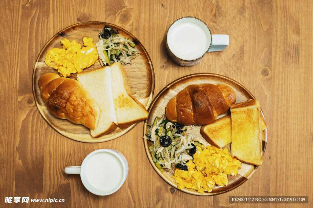 丰盛早餐摆盘展示