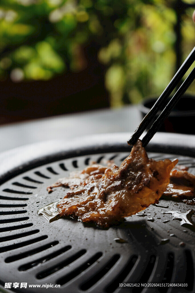 铁板烤肉瞬间