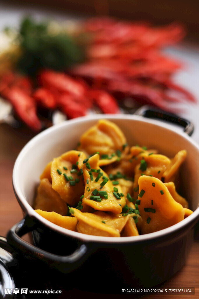 美味咖喱土豆菜肴特写