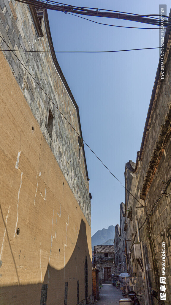 古老小巷的静谧景致