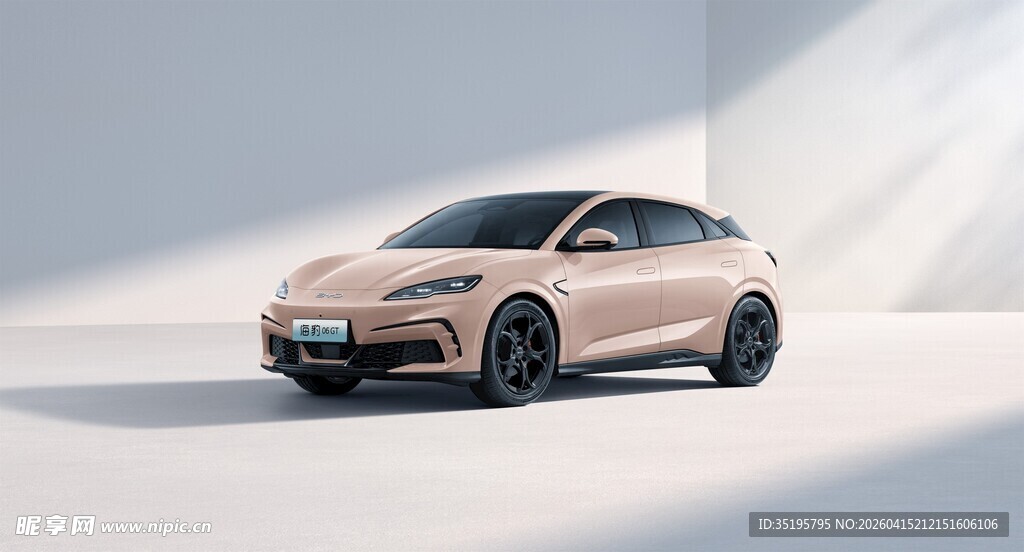 时尚米色电动汽车展示