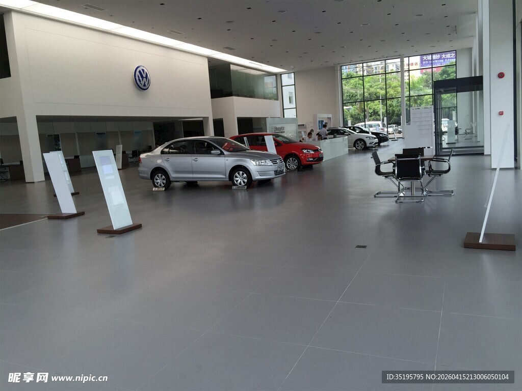 现代汽车展厅展示场景