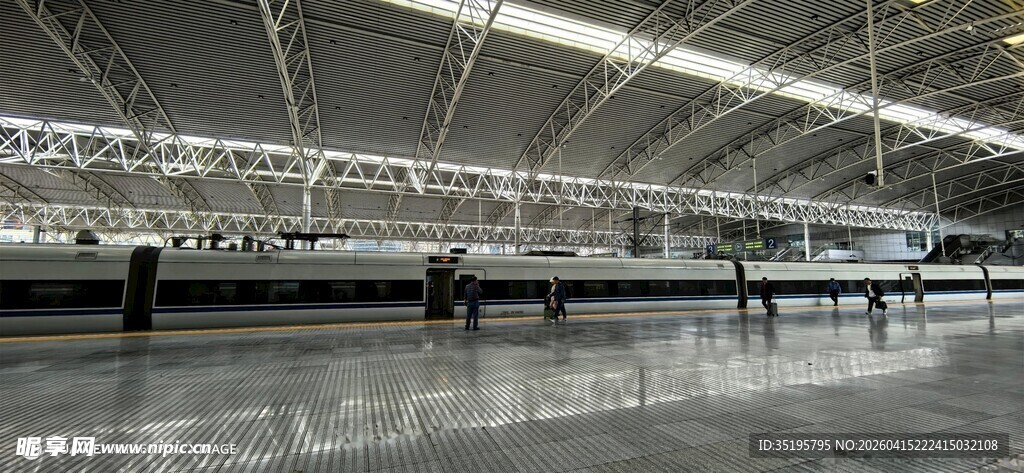 现代化室内滑冰场