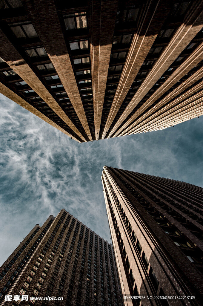 莫斯科仰视都市摩天大楼景观