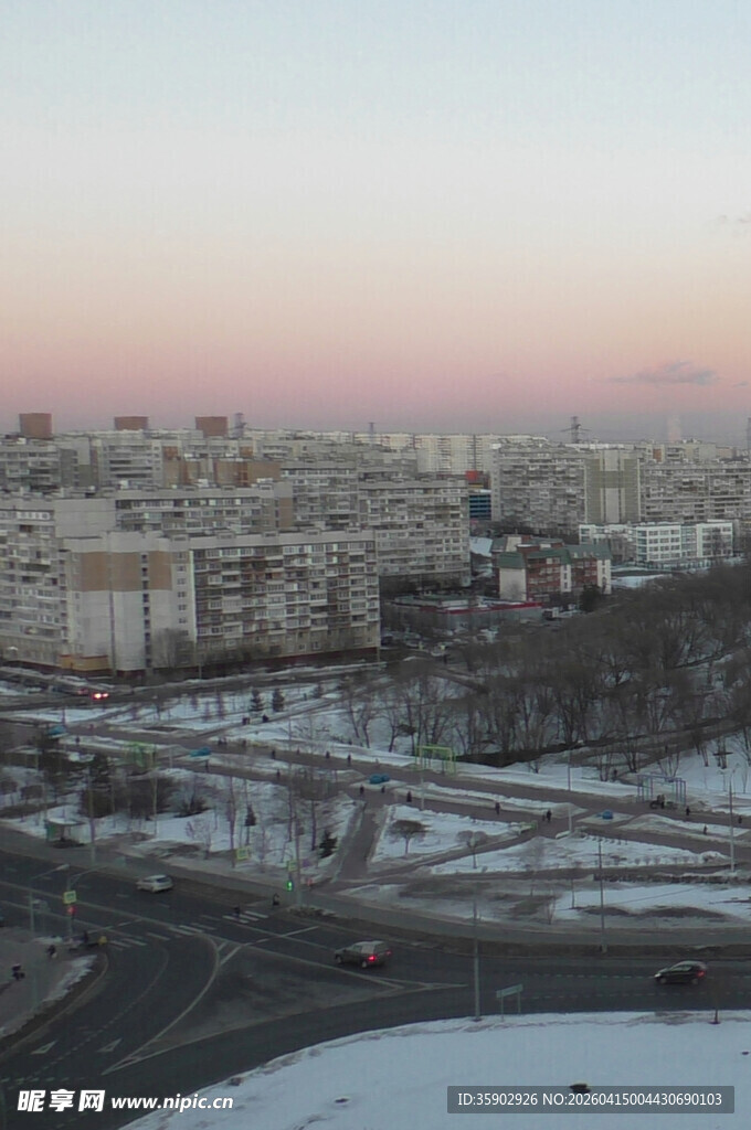 冬日城市景观俯瞰