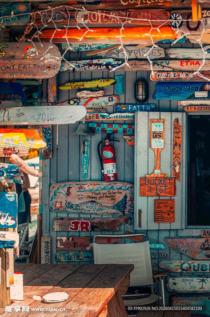 复古杂货店内部景象