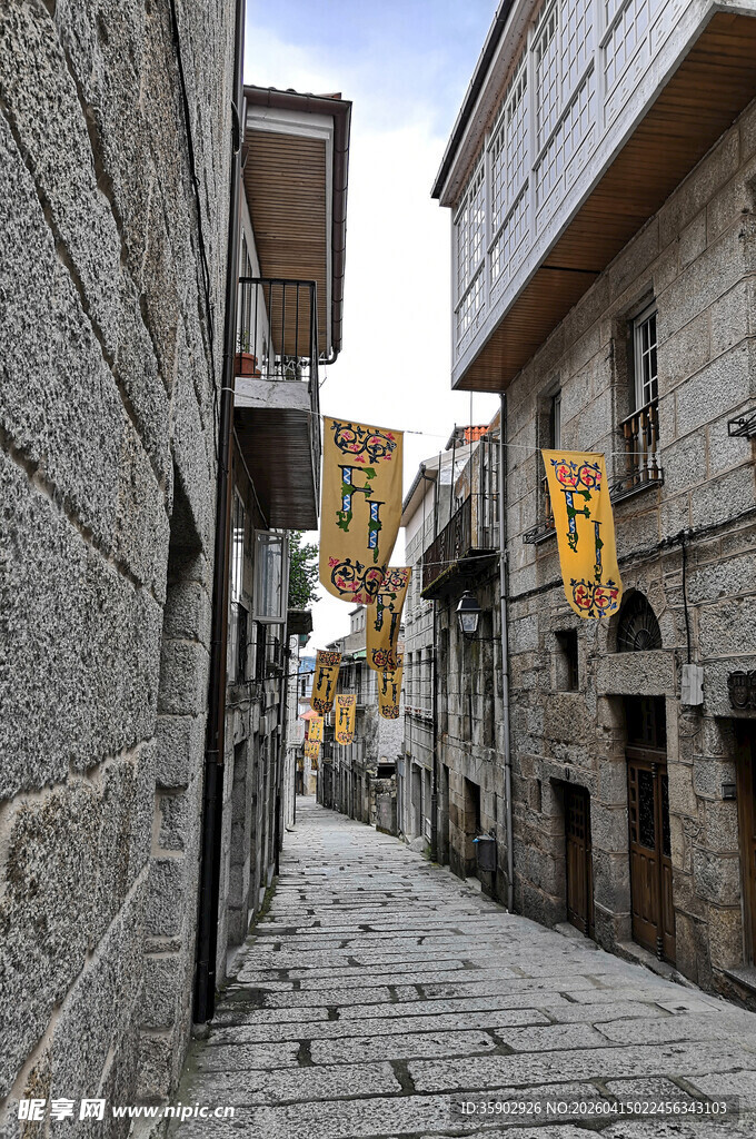 古巷石板路传统建筑风貌