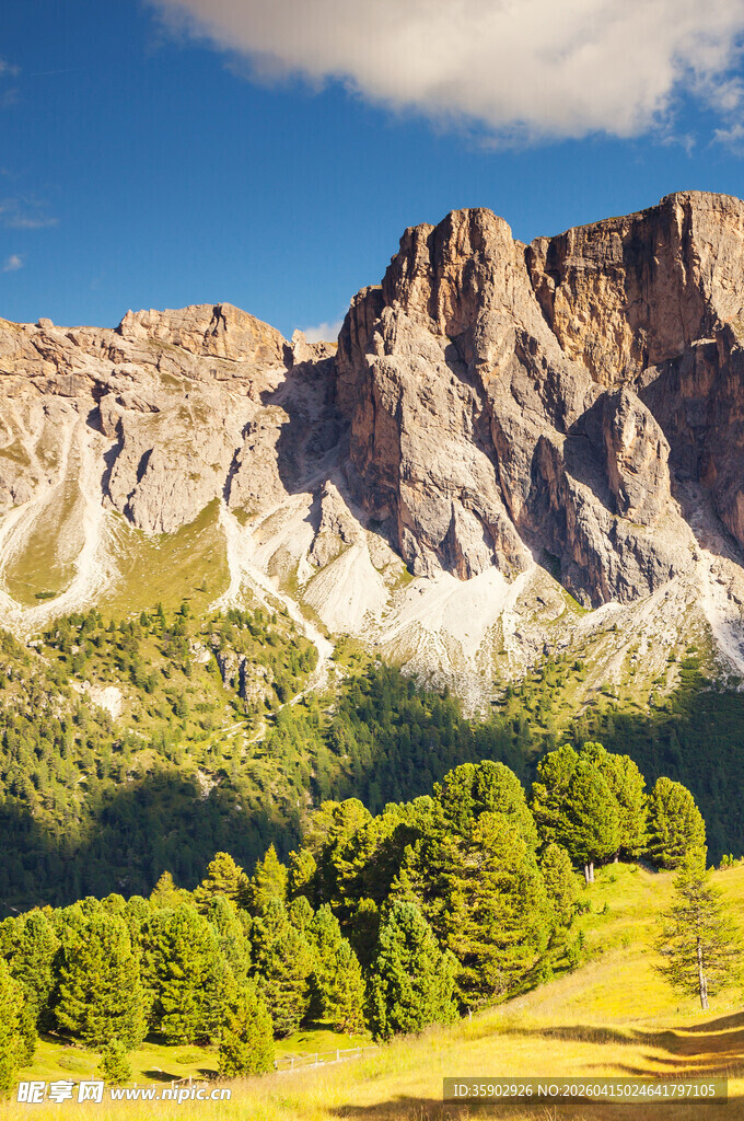 山间绿野壮丽山景风光