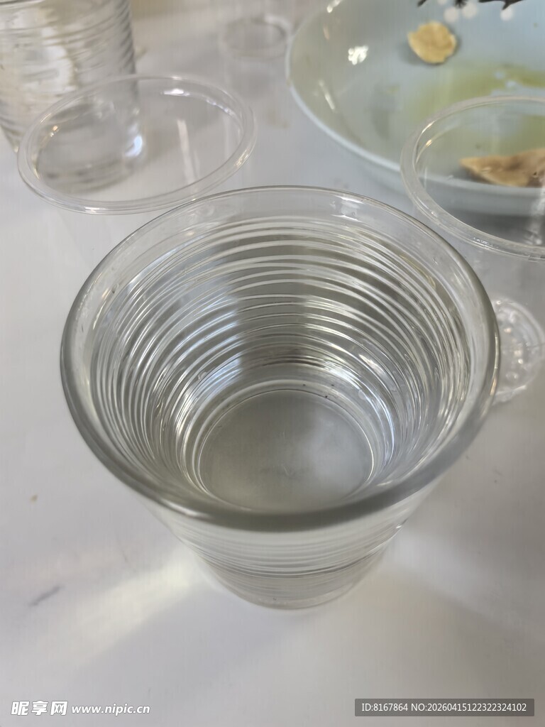 透明波纹玻璃空杯