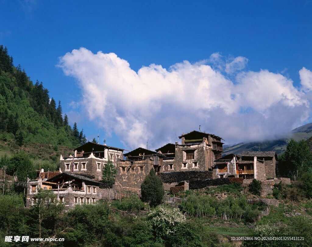 山间村落美景