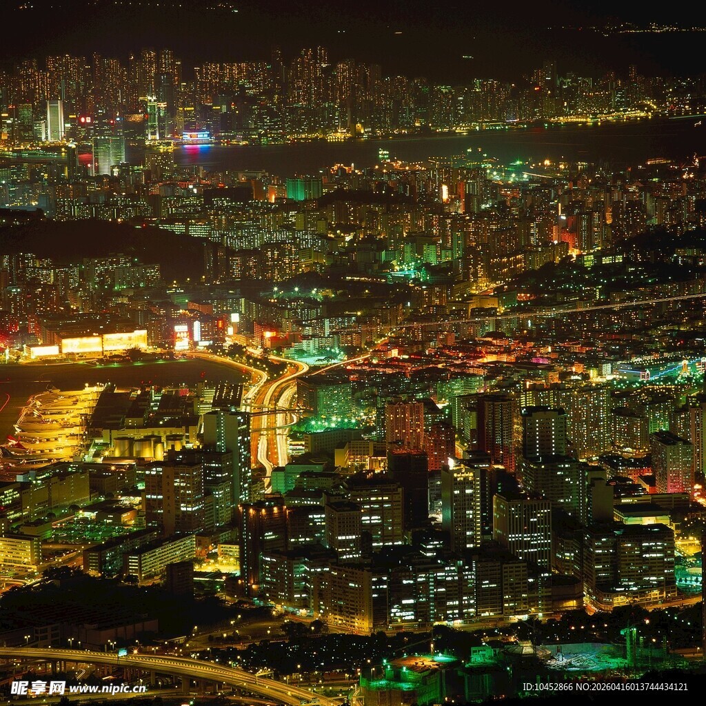 城市璀璨夜景俯瞰图