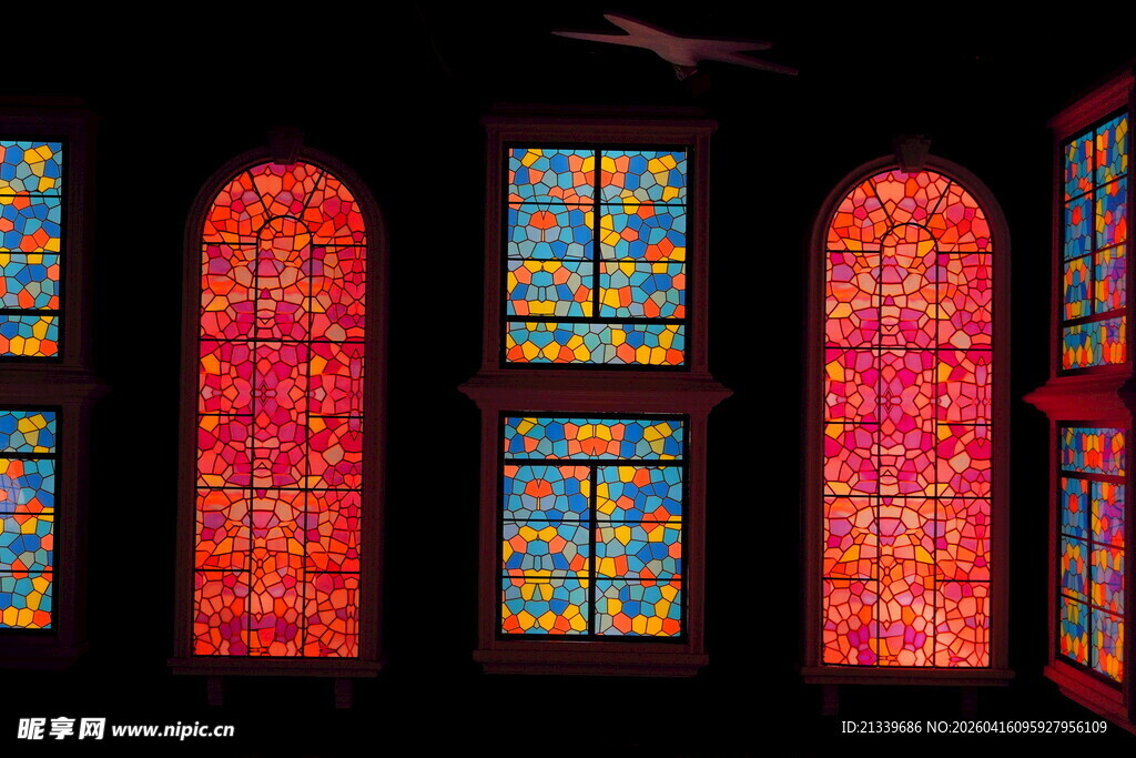 哥特式彩色玻璃