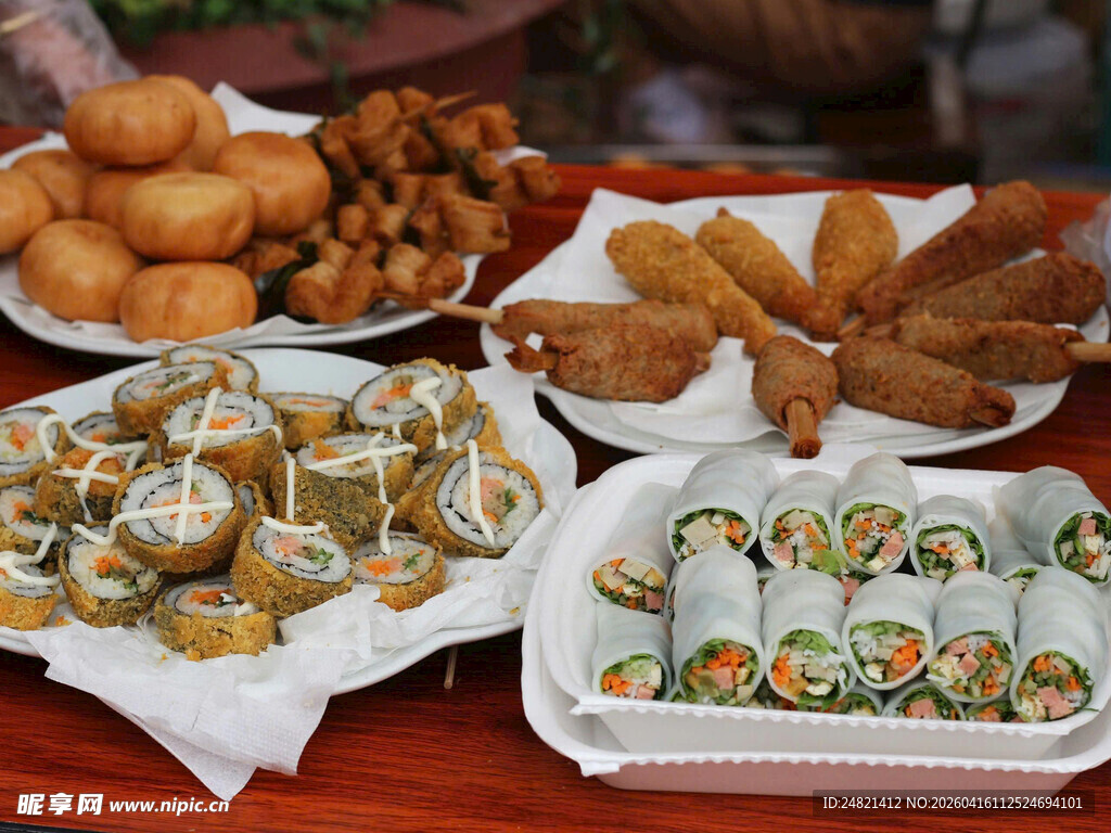 多样美味中式传统小吃