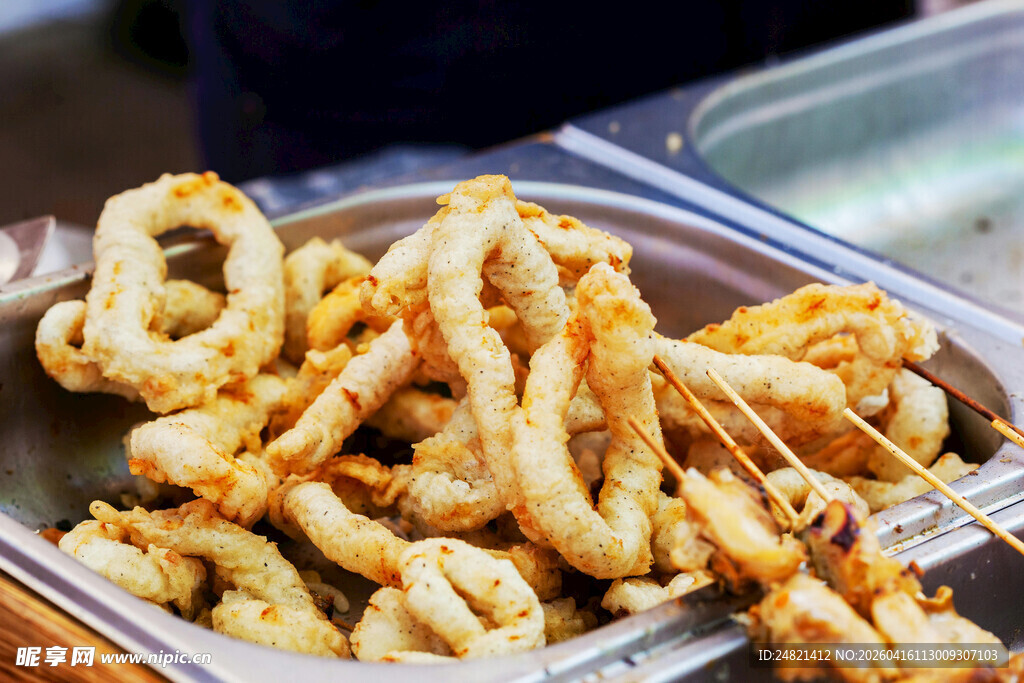 美味油炸鱿鱼圈