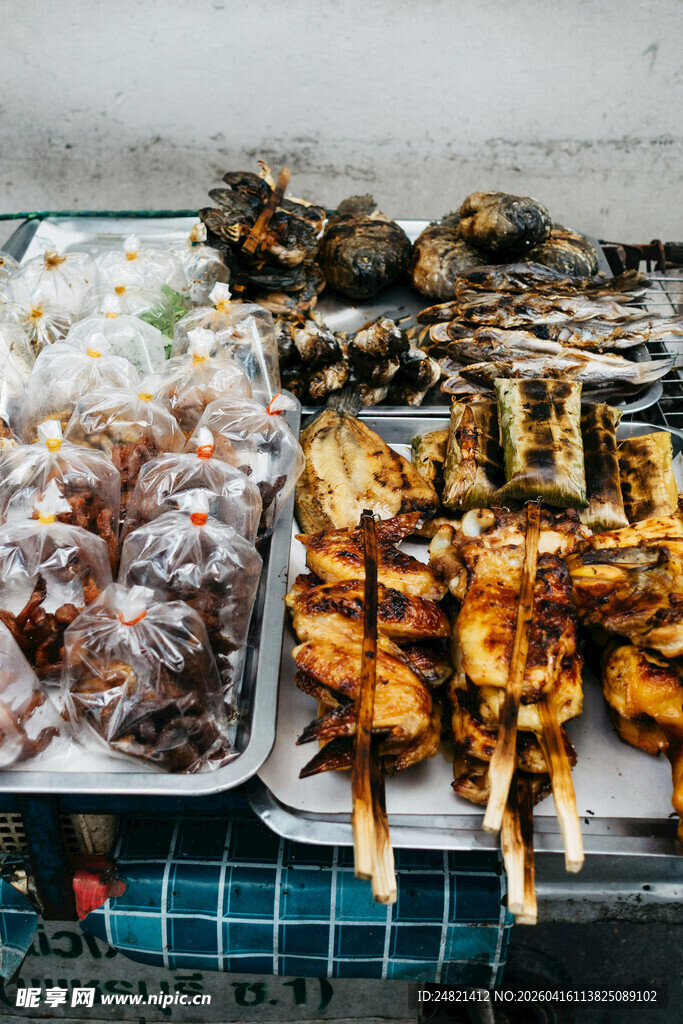 多样美味烧烤食材展示